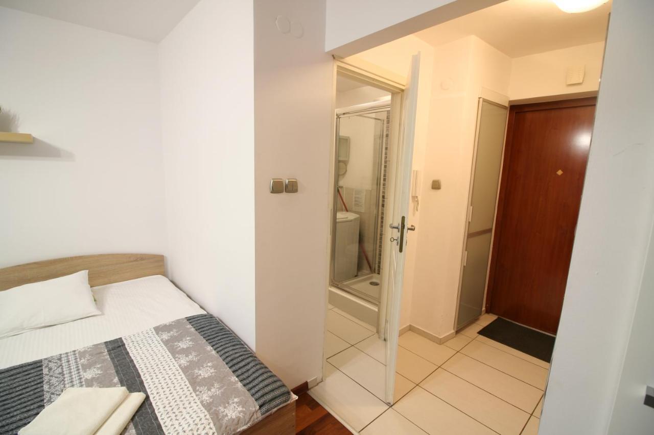 Apartamenty Varsovie Twarda City Exterior foto